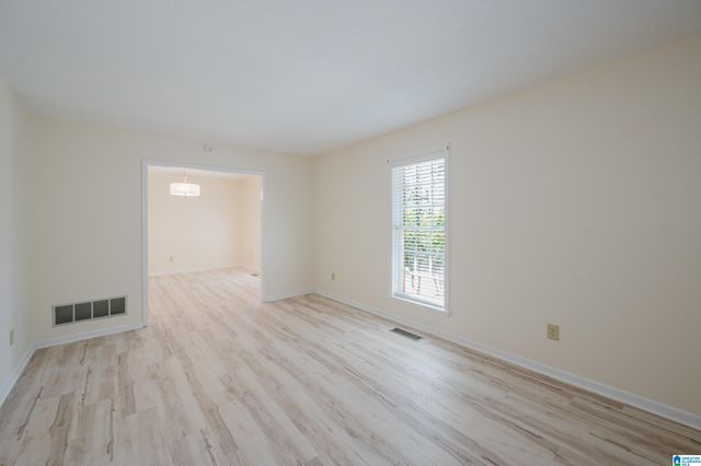 1828 JACOBS LANE, Vestavia Hills, AL 35216