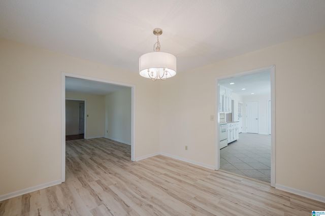 1828 JACOBS LANE, Vestavia Hills, AL 35216