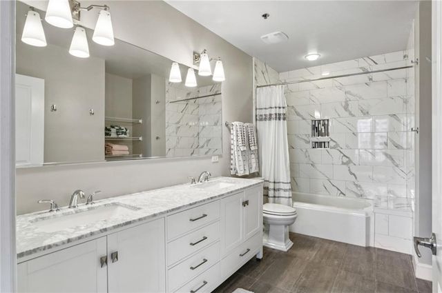 44 Peachtree NW Place 1132, Atlanta, GA 30309