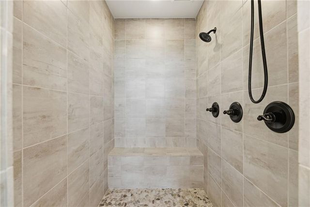 11606 W 157th Terrace, Overland Park, KS 66221
