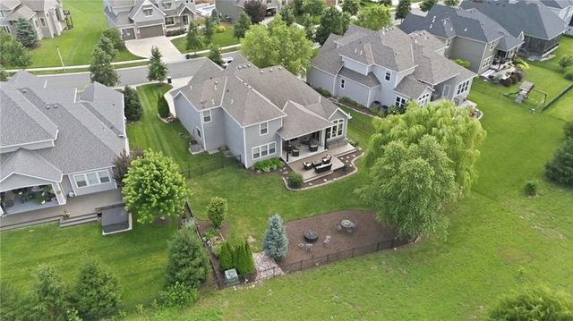 11606 W 157th Terrace, Overland Park, KS 66221
