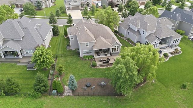 11606 W 157th Terrace, Overland Park, KS 66221