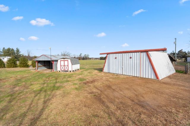 8086 CRAUN DR, Grottoes, VA 24441