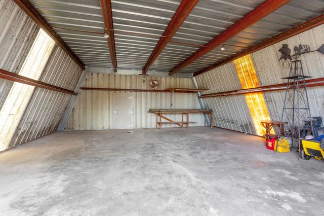 8086 CRAUN DR, Grottoes, VA 24441