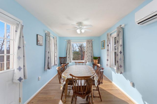 8086 CRAUN DR, Grottoes, VA 24441