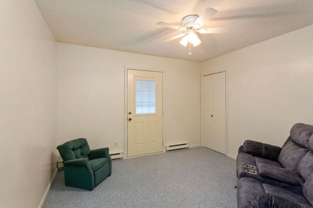 8086 CRAUN DR, Grottoes, VA 24441