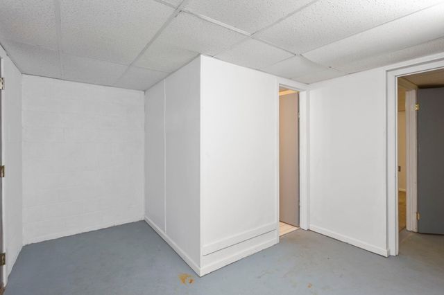 8086 CRAUN DR, Grottoes, VA 24441