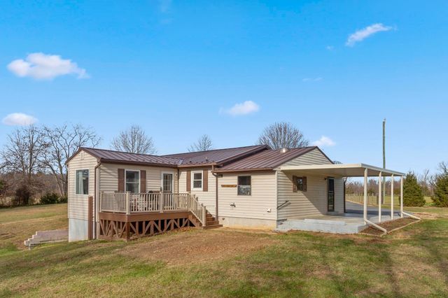 8086 CRAUN DR, Grottoes, VA 24441