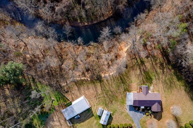 8086 CRAUN DR, Grottoes, VA 24441