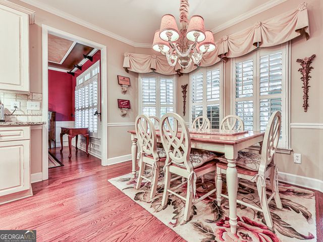 7027 Hunters Ridge, Woodstock, GA 30189