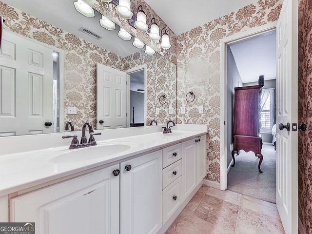 7027 Hunters Ridge, Woodstock, GA 30189