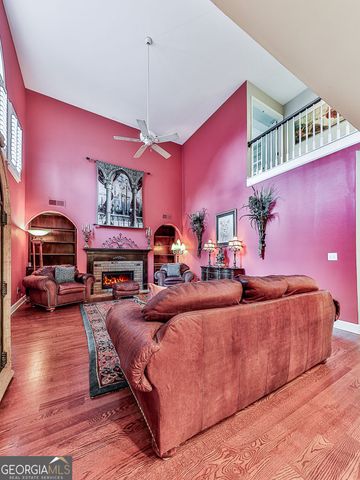 7027 Hunters Ridge, Woodstock, GA 30189