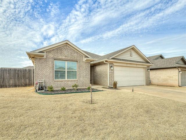 15701 Potomac Drive, Edmond, OK 73013