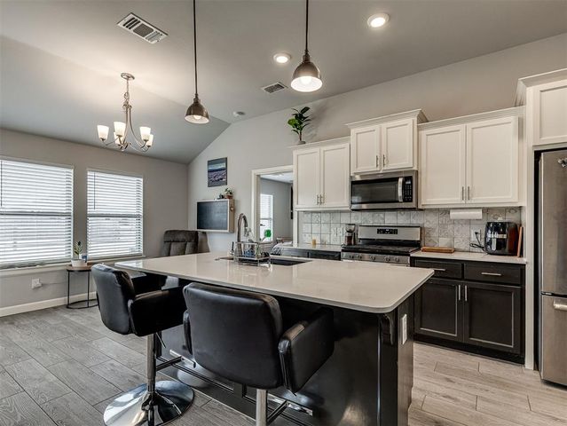 15701 Potomac Drive, Edmond, OK 73013