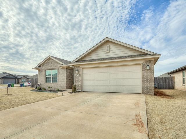 15701 Potomac Drive, Edmond, OK 73013