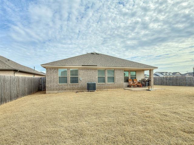 15701 Potomac Drive, Edmond, OK 73013