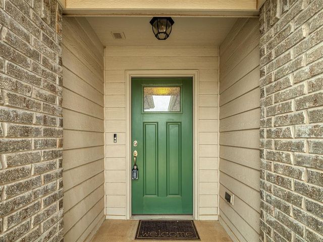 15701 Potomac Drive, Edmond, OK 73013