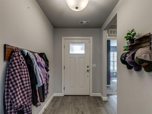 15701 Potomac Drive, Edmond, OK 73013