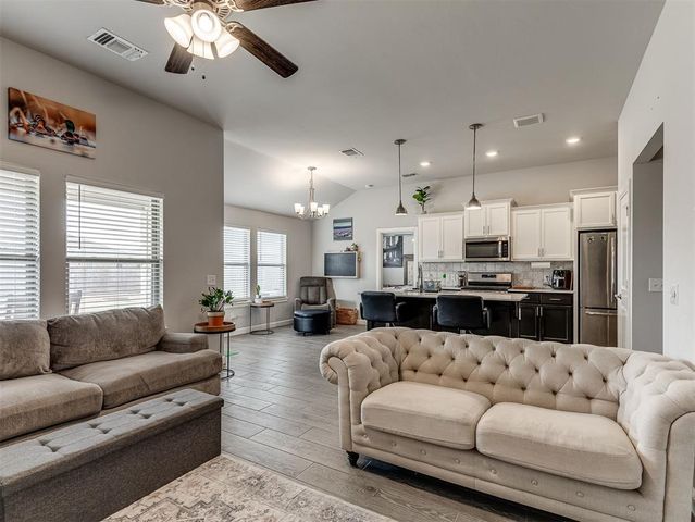 15701 Potomac Drive, Edmond, OK 73013