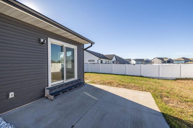 1132 Bridger DRIVE, Holmen, WI 54636