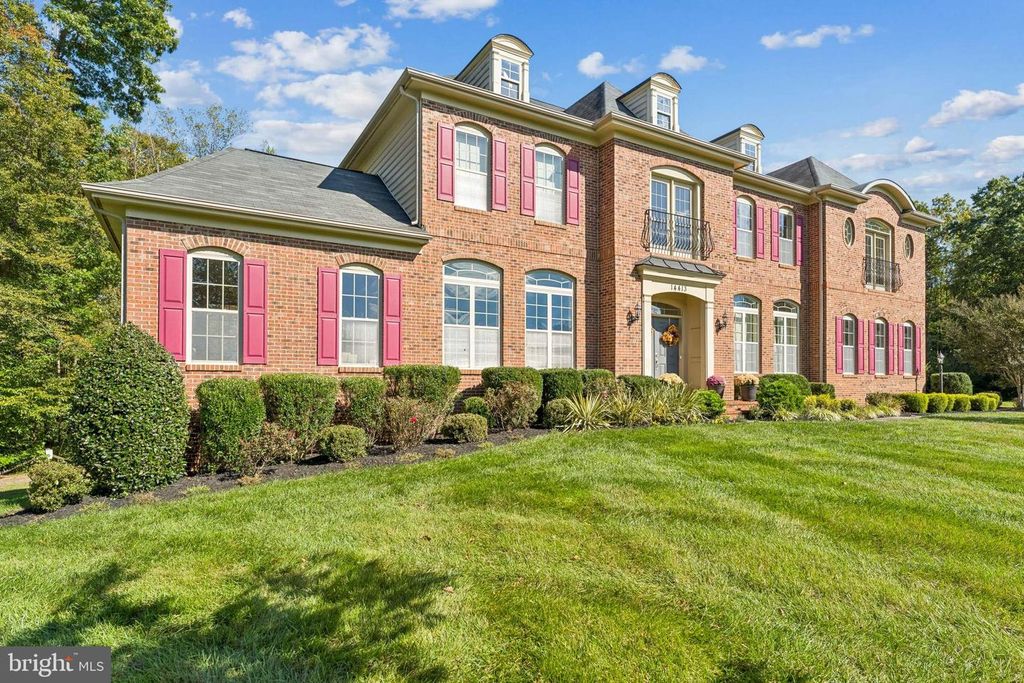 Image 3 of property listing at 14413 DERBY RIDGE RD, Bowie, MD 20721