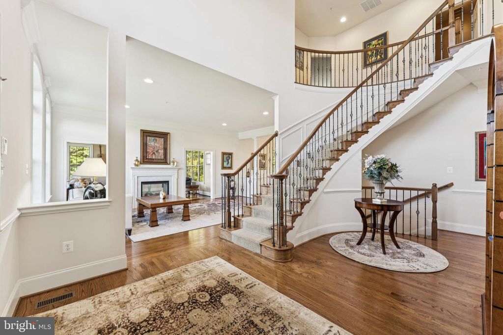 Image 7 of property listing at 14413 DERBY RIDGE RD, Bowie, MD 20721