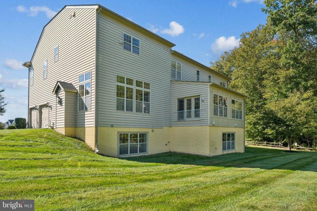 Image 72 of property listing at 14413 DERBY RIDGE RD, Bowie, MD 20721