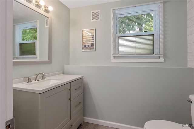 217 Park Lane, Clay, NY 13212