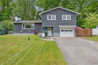 217 Park Lane, Clay, NY 13212