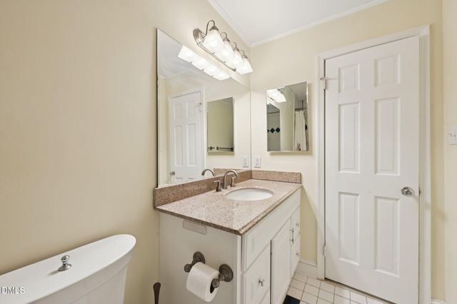 409 Smith Avenue Unit 105, Chapel Hill, NC 27516