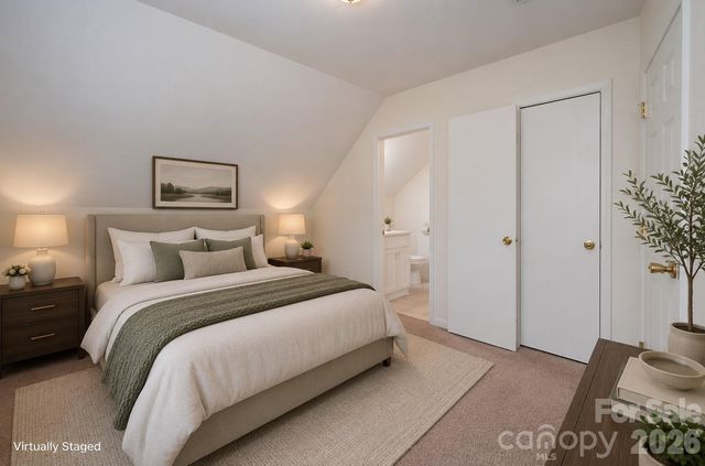 1017 Druid Circle, Charlotte, NC 28206
