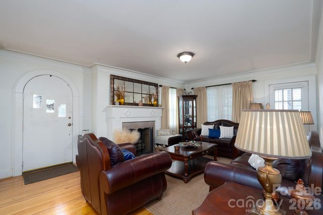 1017 Druid Circle, Charlotte, NC 28206