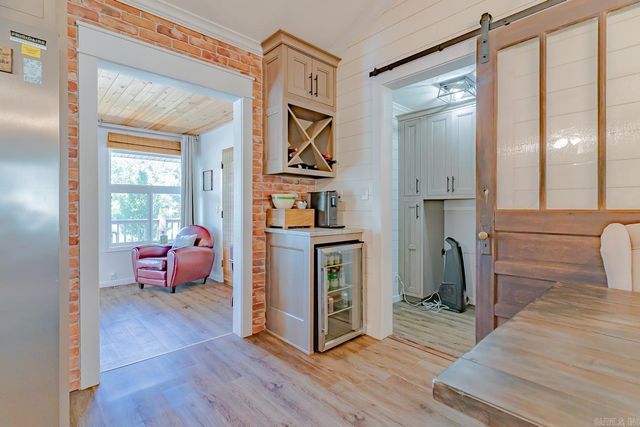 244 E Lakeshore Drive, Cherokee Village, AR 72529