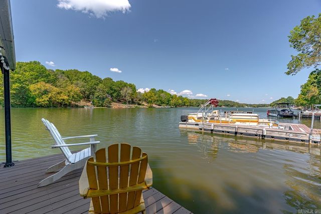 244 E Lakeshore Drive, Cherokee Village, AR 72529