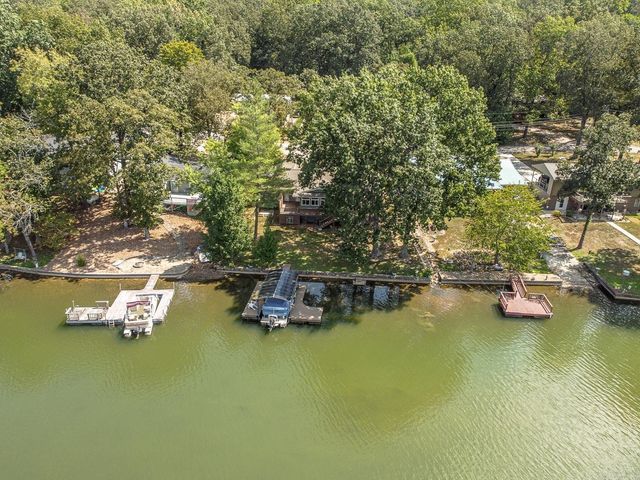244 E Lakeshore Drive, Cherokee Village, AR 72529