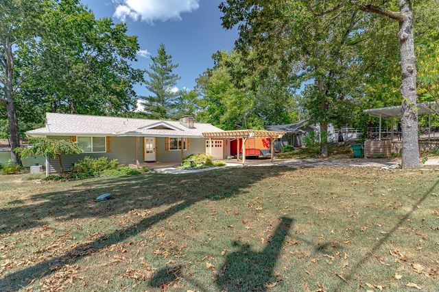 244 E Lakeshore Drive, Cherokee Village, AR 72529