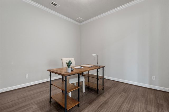 2112 Nogalas Lane, League City, TX 77573