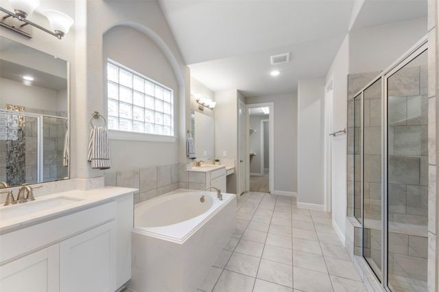 2112 Nogalas Lane, League City, TX 77573