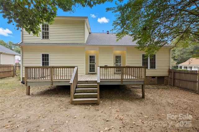332 Chelveston Drive, Rock Hill, SC 29732