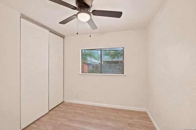 2886 CHERRY FIELD DR, San Antonio, TX 78245