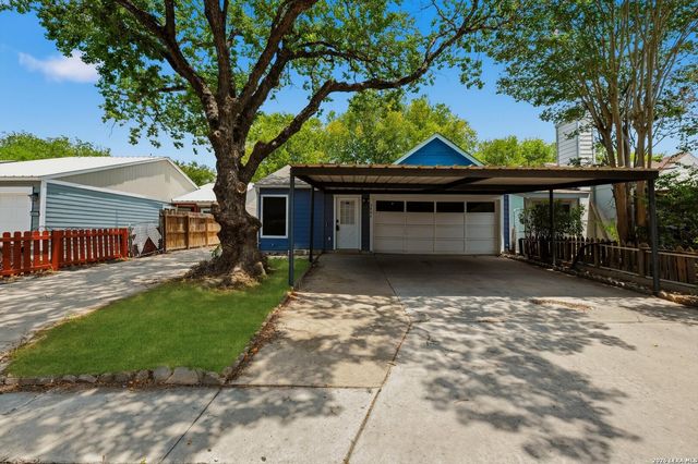 2886 CHERRY FIELD DR, San Antonio, TX 78245