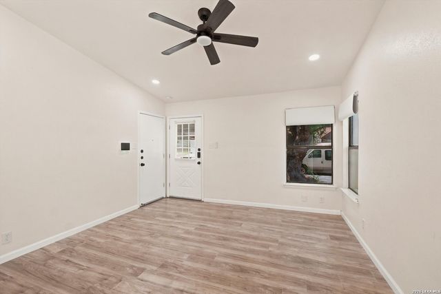 2886 CHERRY FIELD DR, San Antonio, TX 78245