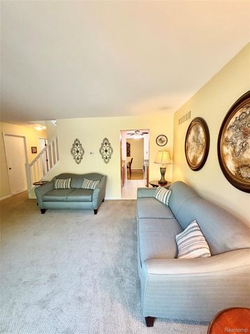 37122 Clubhouse Drive, Sterling Heights, MI 48312