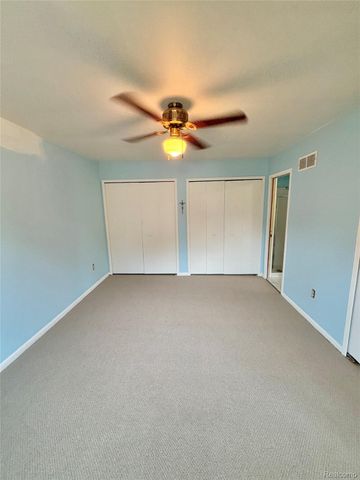 37122 Clubhouse Drive, Sterling Heights, MI 48312