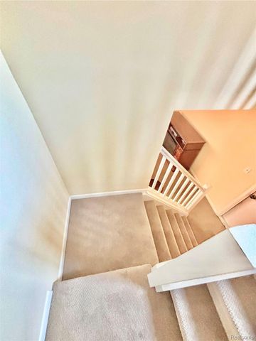 37122 Clubhouse Drive, Sterling Heights, MI 48312