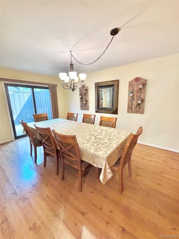 37122 Clubhouse Drive, Sterling Heights, MI 48312