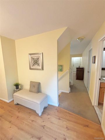 37122 Clubhouse Drive, Sterling Heights, MI 48312