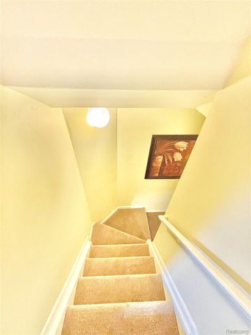 37122 Clubhouse Drive, Sterling Heights, MI 48312