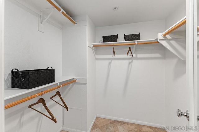 2760 Farragut 109, San Diego, CA 92106