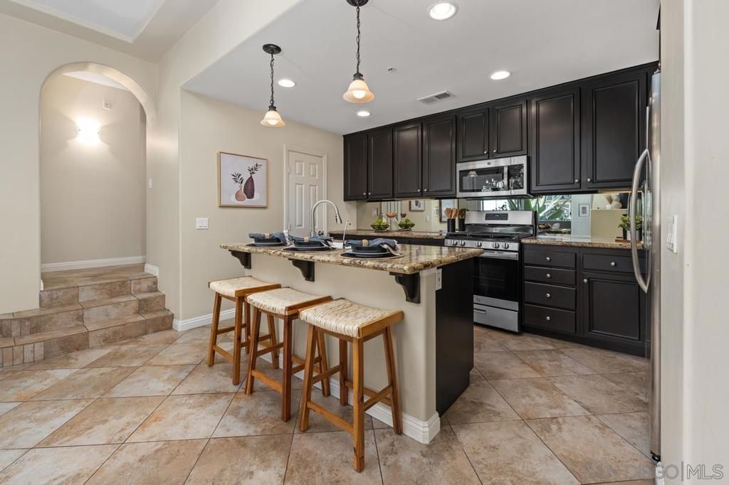 Image 7 of property listing at 2760 Farragut 109, San Diego, CA 92106